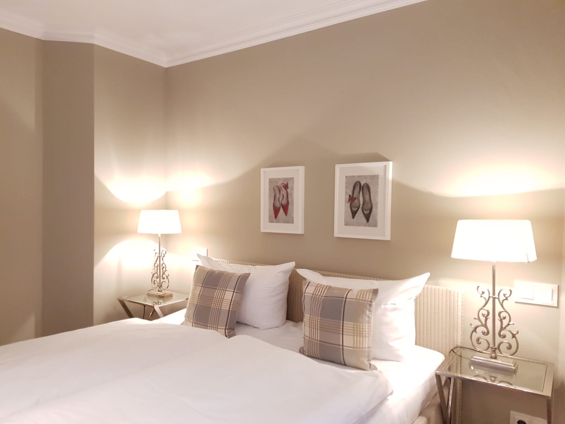 Schlafzimmer mit Doppelbett im "Appartement Sonnenhügel 1", Ferienwohnung für 4 Personen in Rantum auf Sylt