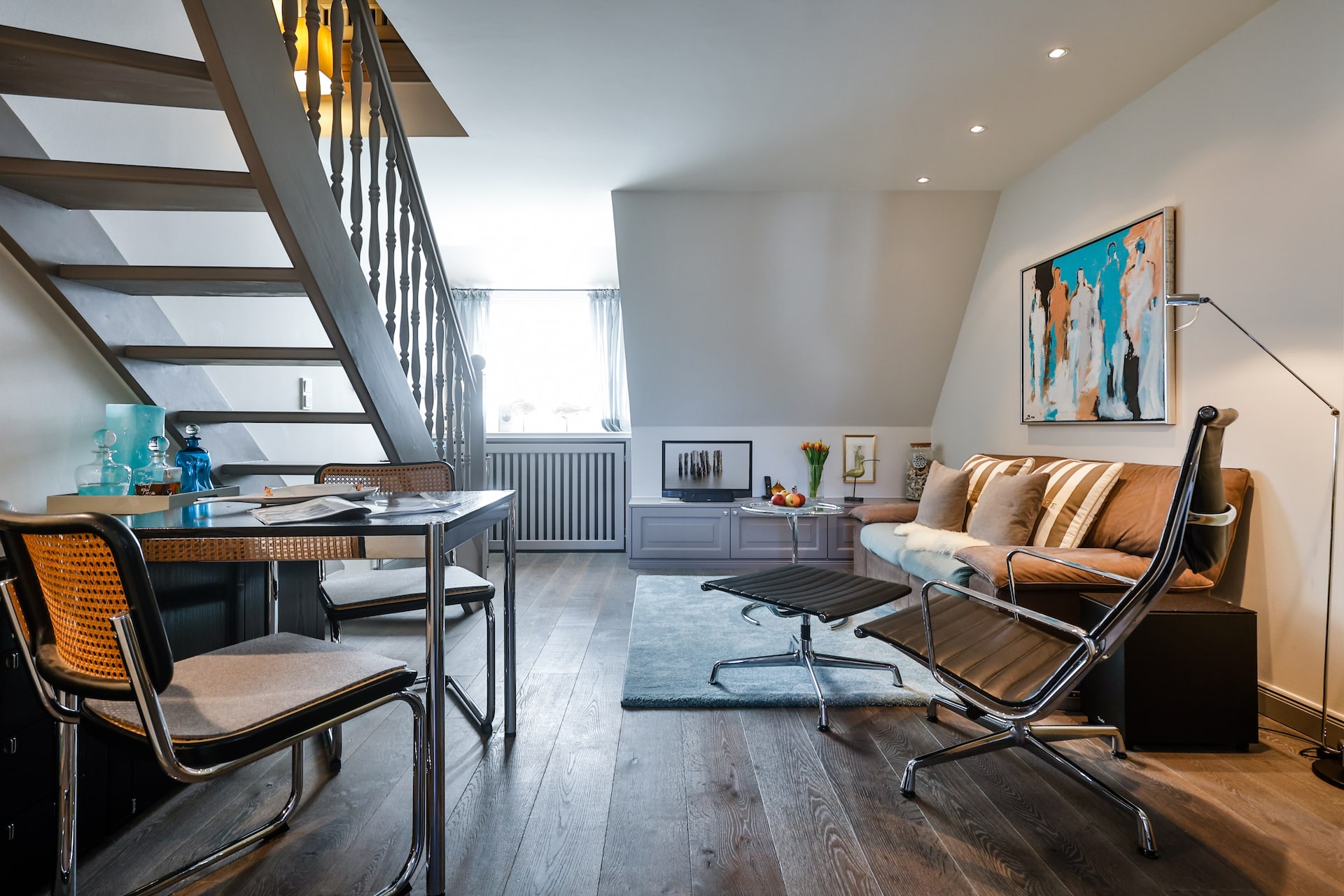 Wohnzimmer und Esstisch in der Ferienwohnung mit Wattblick "Syltsterne" in Rantum auf Sylt