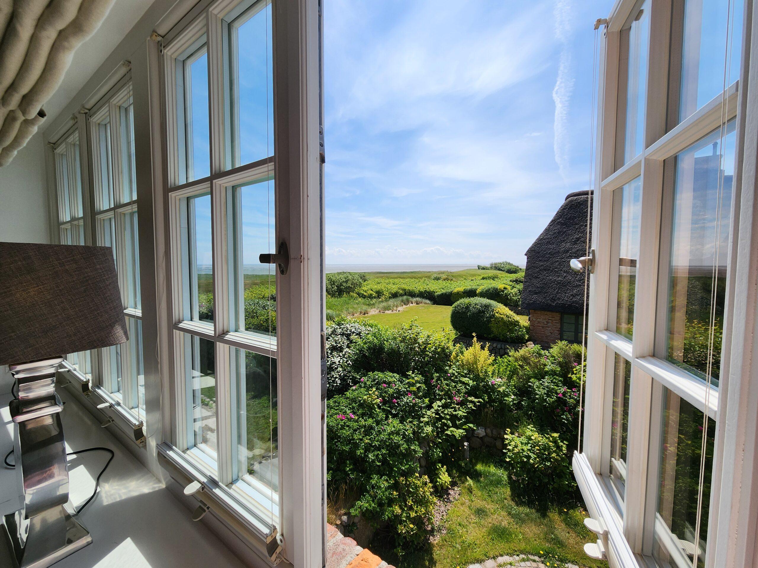 Hotel Duene Apartment Waashues Aussicht in die Dünen